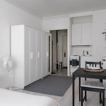 Apartment Cozy In Kamppi With Perfect Location Helsinki